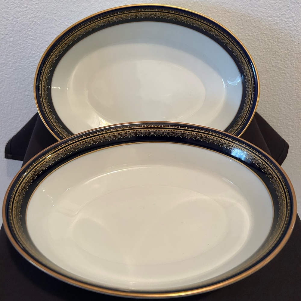 2 Oval Legacy by Noritake serving bowl. 9.5” x 7”